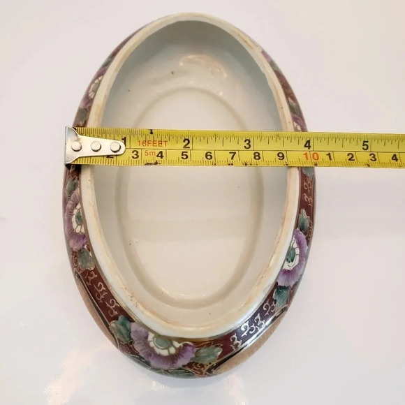 Vintage Oval  Handpainted Porcelain Jewelry Dish with Lid. - Picture 7 of 8
